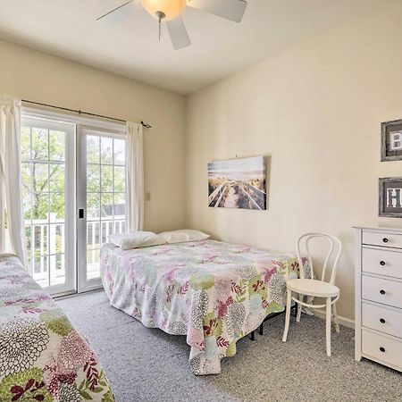 Sunny Ocean City Retreat About Qtr-Mi To Beach! Екстер'єр фото